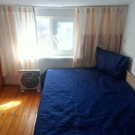 мезонет, 300 м море, центр * וארנה
